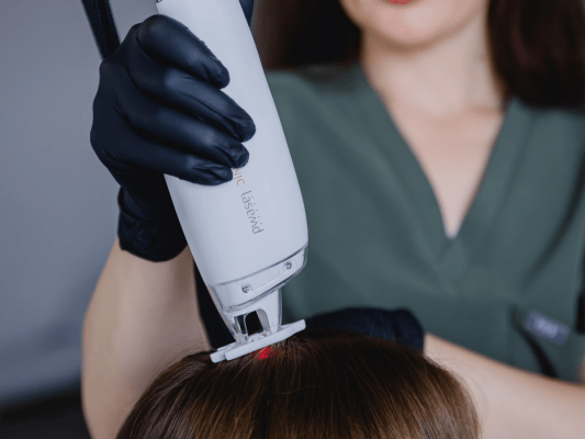 Laser gegen Haarausfall
